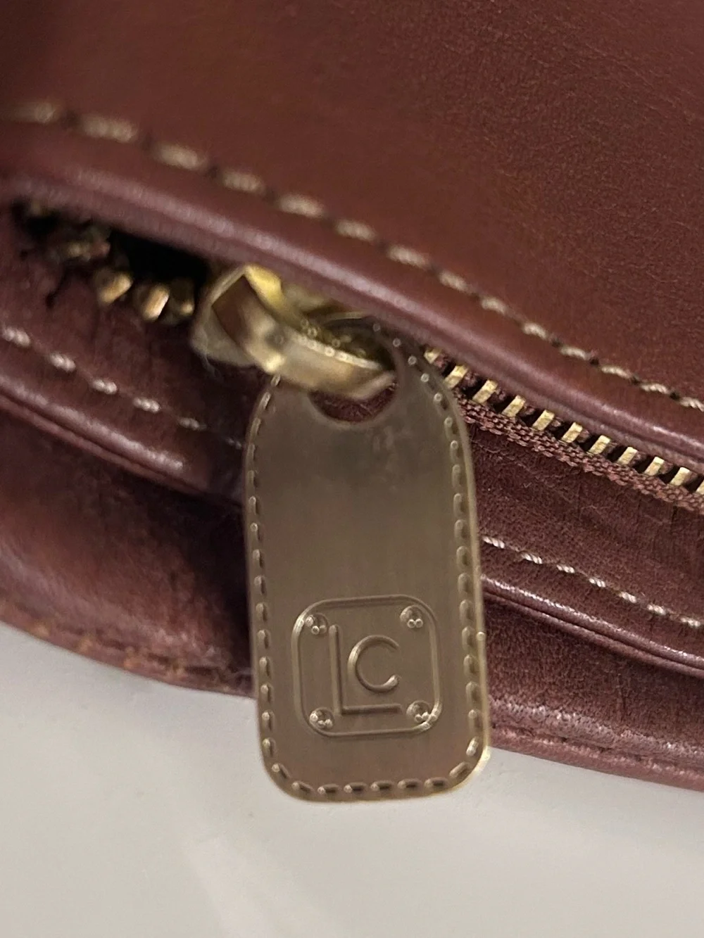 Liz Claiborne Mahogany Leather Zip-Accented Wallet - Picture 7 of 9
